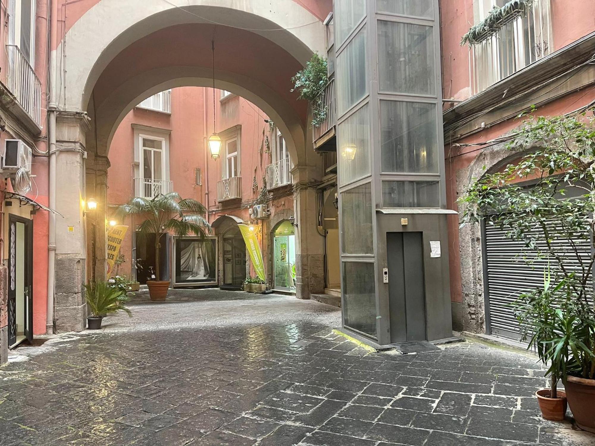 Urban Chic Suite Toledo Neapel Exterior foto